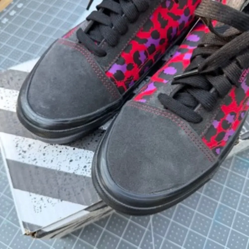 Brand New Stray Rats x Vans Old Skools